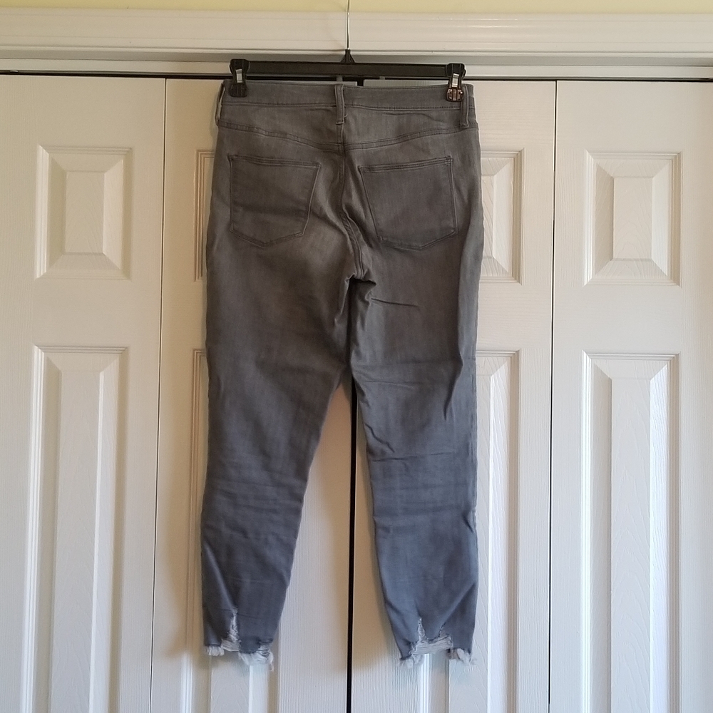 Universal Thread Jeans - Picture 4 of 4